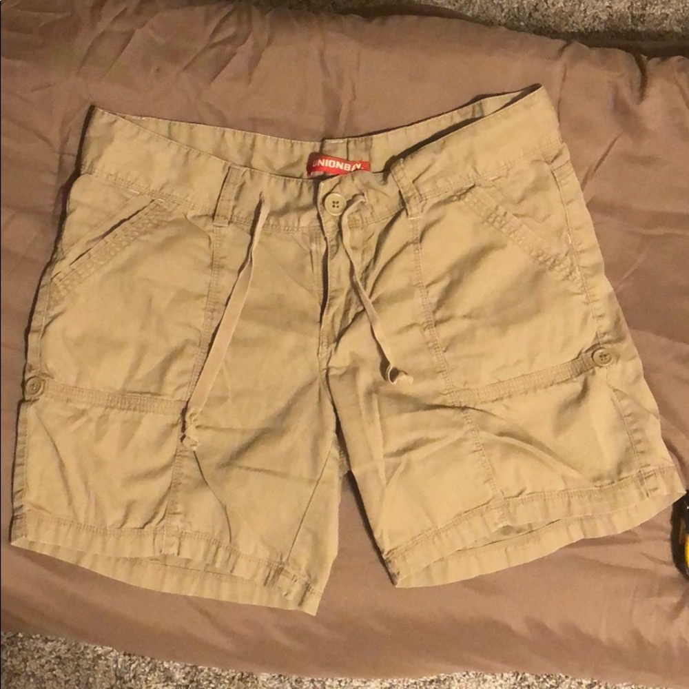 Khaki colored shorts